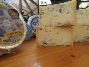 queso azul leche cruda de oveja El Cabriteru