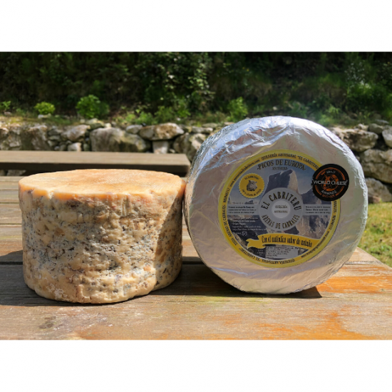 queso azul de El Cabriteru etiqueta amarilla leche cruda de oveja 100 %