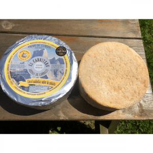 queso azul leche cruda de oveja de El Cabriteru tamaño grande